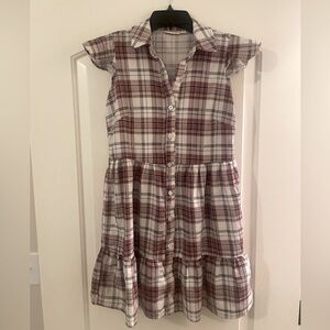 Plaid sleeveless dress, juniors size XS, 30” from shoulder to bottom of dress.